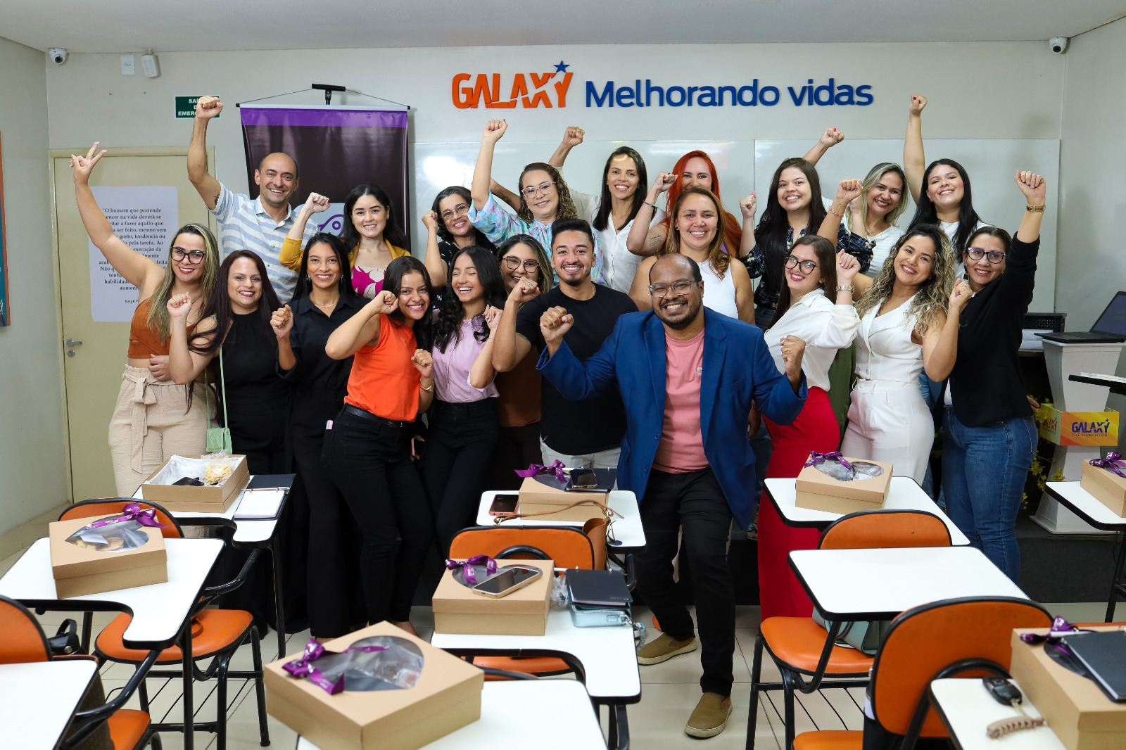 Público participando de uma edição do treinamento Eu Sou o Meu Negócio 2
